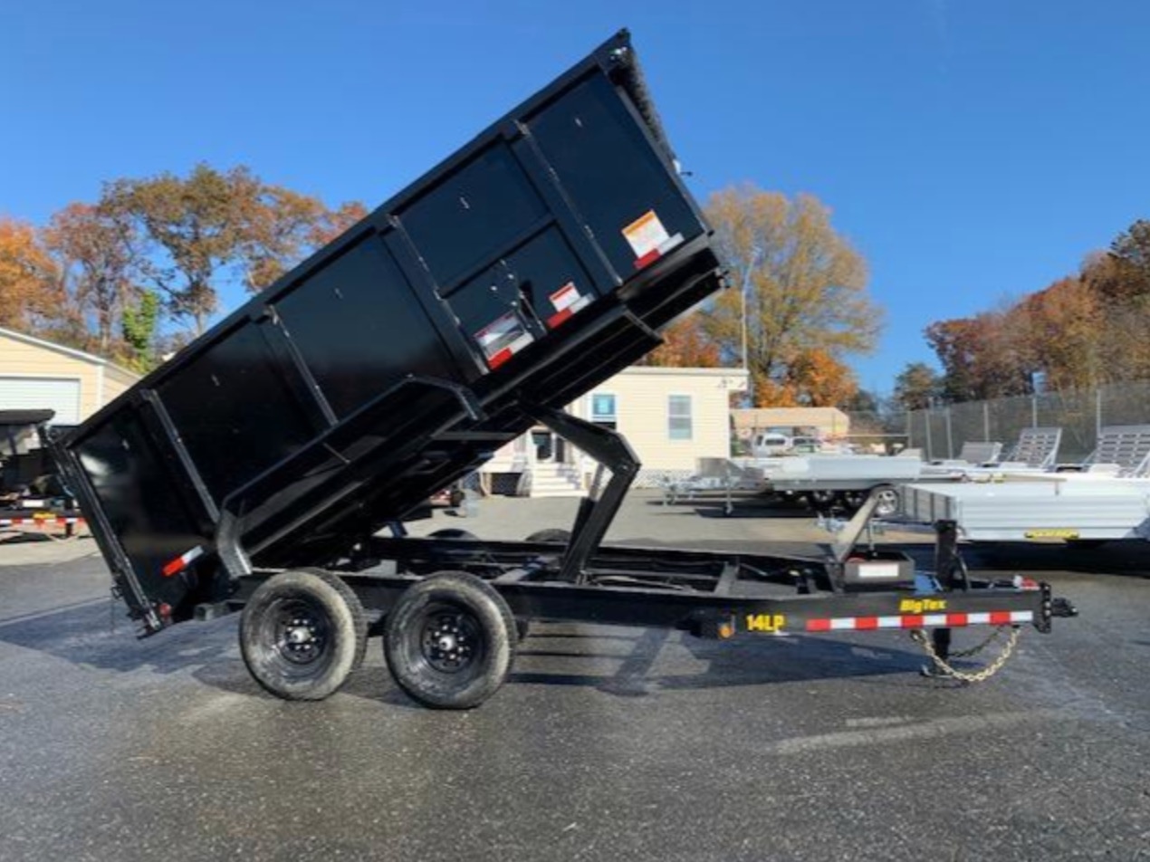 Black Vondersmith Hauling Co. dump trailer parked and ready for trailer rental pickup